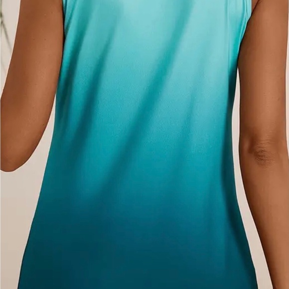 Ombré sleeveless top - Picture 2 of 6